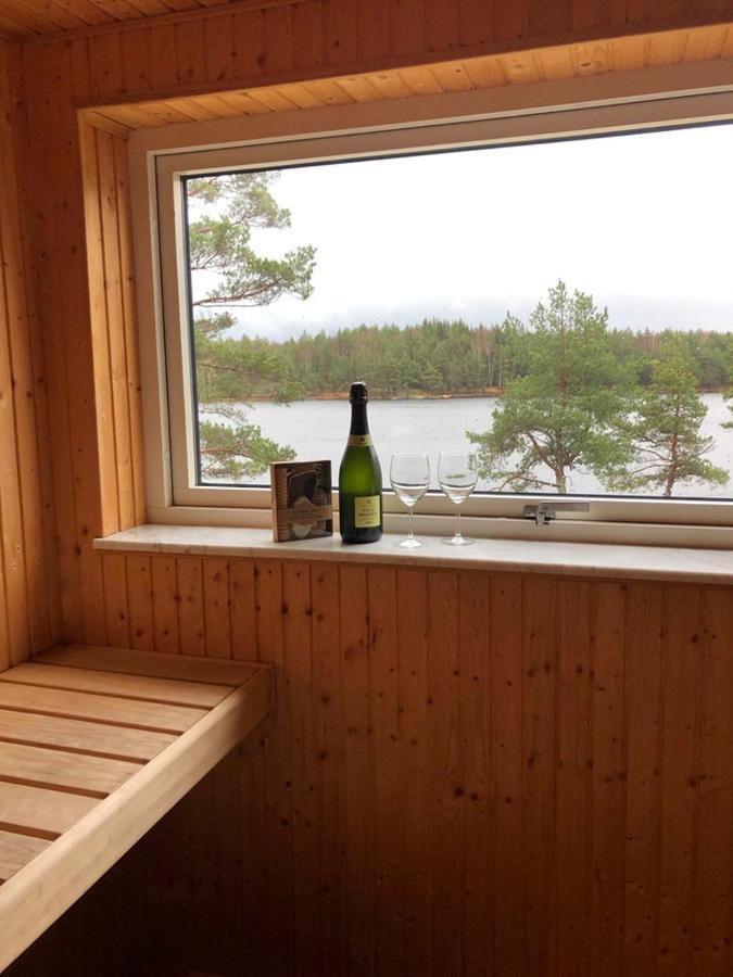 Bjoersjoedal Lake House'S Gothenburg Bagian luar foto
